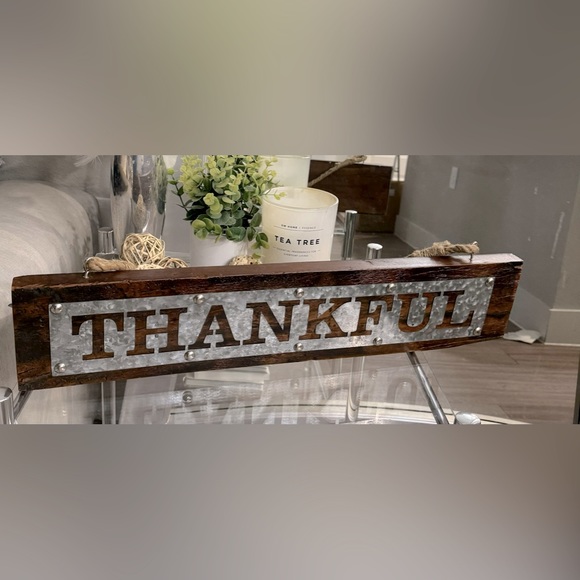 THANKFUL solid wood and metal art. - Picture 1 of 6
